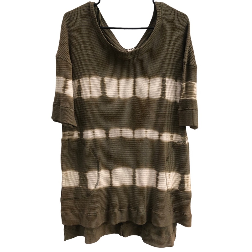 • Free People • Gradiant Army Green / Creme Thermal w/ Pockets